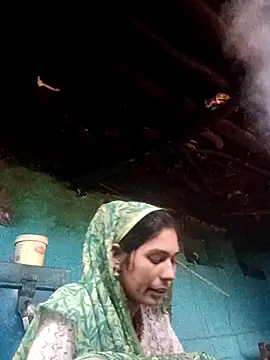 Snapshot of Jyoti_Roy1 chatting on 11/25/25, 01:49 Jyoti Roy1 online show from 11/25/25, 01:49