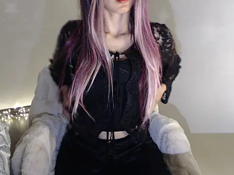 Elyara- online show from 03/03/26, 11:16