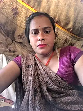 Snapshot of Hot_bhomi1 chatting on 11/03/25, 05:09 Hot bhomi1 online show from 11/03/25, 05:09