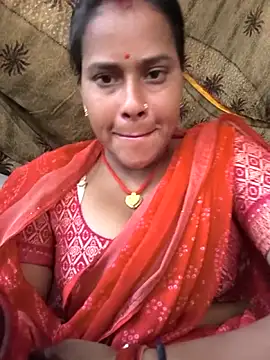 Snapshot of Hot_bhomi1 chatting on 11/10/25, 05:17 Hot bhomi1 online show from 11/10/25, 05:17