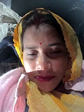 Snapshot of Hot_bhomi1 chatting on 11/11/25, 08:20 Hot bhomi1 online show from 11/11/25, 08:20