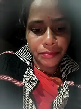 Snapshot of Hot_bhomi1 chatting on 11/14/25, 11:02 Hot bhomi1 online show from 11/14/25, 11:02