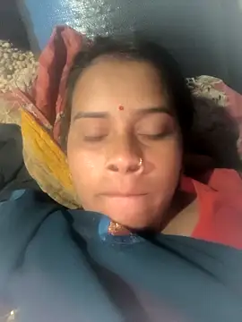 Snapshot of Hot_bhomi1 chatting on 11/24/25, 02:39 Hot bhomi1 online show from 11/24/25, 02:39