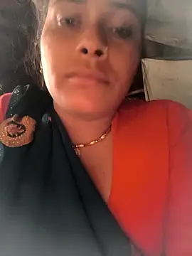 Snapshot of Hot_bhomi1 chatting on 11/27/25, 11:34 Hot bhomi1 online show from 11/27/25, 11:34