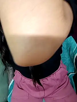 Snapshot of Hey_shiviii chatting on 03/01/26, 03:08 Hey shiviii online show from 03/01/26, 03:08