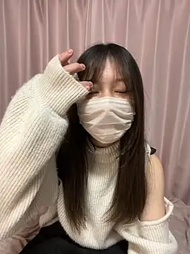 Snapshot of Kanna_072_ chatting on 12/02/25, 03:29 Kanna 072 online show from 12/02/25, 03:29