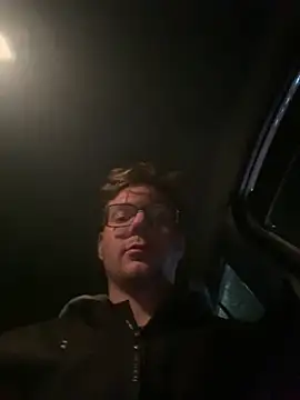 Niesmialyy online show from 11/22/25, 12:42