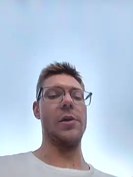Niesmialyy online show from 06/23/26, 03:15