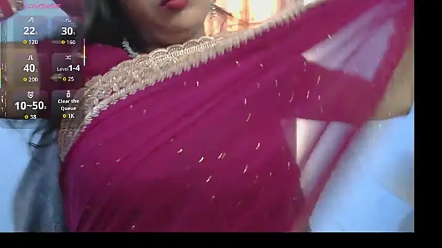 Snapshot of roja-1 chatting on 11/13/25, 10:03 roja-1 online show from 11/13/25, 10:03