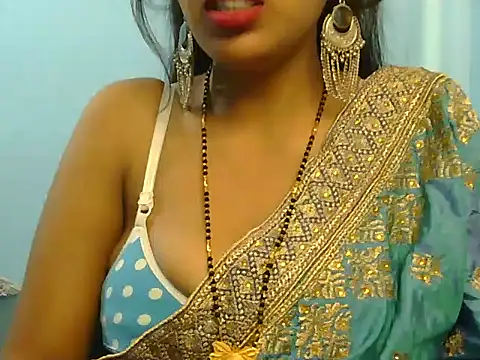 Snapshot of roja-1 chatting on 11/24/25, 06:13 roja-1 online show from 11/24/25, 06:13