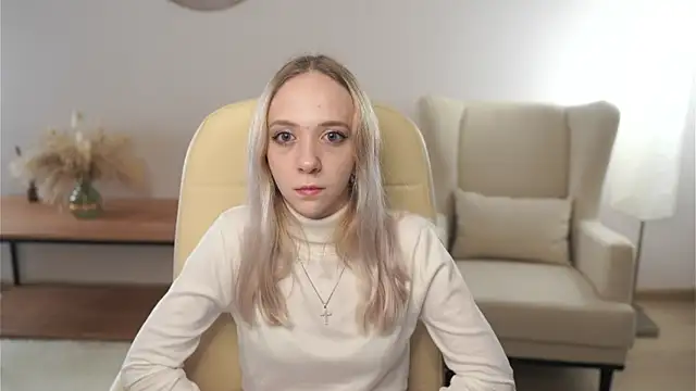 Snapshot of MaricelaCarolla chatting on 11/02/25, 07:22 MaricelaCarolla online show from 11/02/25, 07:22