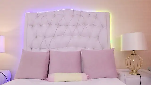 Snapshot of ScarlettPetrova chatting on 02/03/26, 11:59 ScarlettPetrova online show from 02/03/26, 11:59