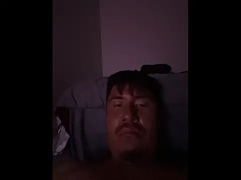 Snapshot of alex_23gto chatting on 11/19/25, 04:56 alex 23gto online show from 11/19/25, 04:56