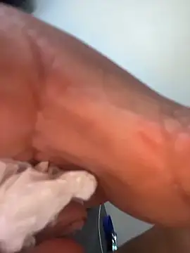 Snapshot of alex_23gto chatting on 11/23/25, 04:29 alex 23gto online show from 11/23/25, 04:29