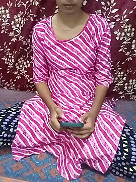 Snapshot of American_tourist chatting on 11/02/25, 07:22 American tourist online show from 11/02/25, 07:22