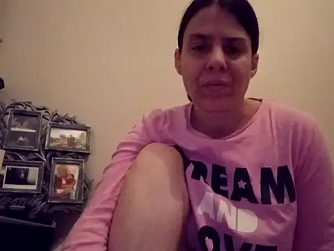 hotnathy69 online show from 12/18/25, 08:09