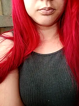 Snapshot of ruiviinhaah chatting on 12/16/25, 05:40 ruiviinhaah online show from 12/16/25, 05:40