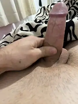 Manfredini607452 online show from 04/11/26, 12:26