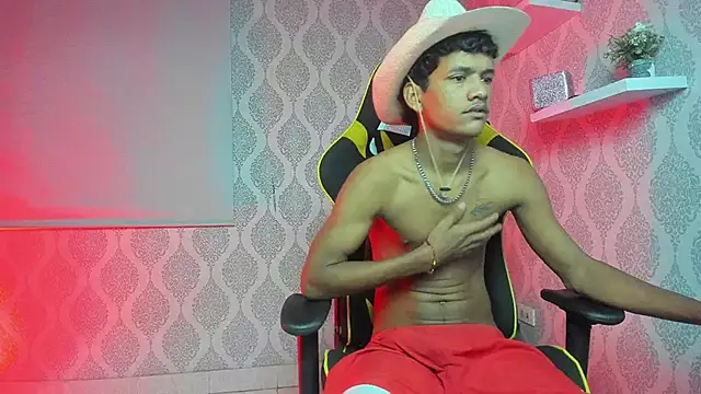 Boy savoy online show from 02/15/26, 07:51