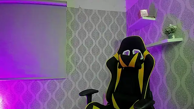 Boy savoy online show from 02/18/26, 07:26