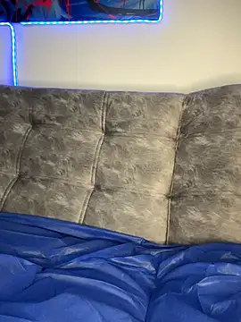 Snapshot of Nick_orion chatting on 11/28/25, 04:15 Nick orion online show from 11/28/25, 04:15