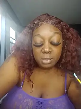 Snapshot of BiancaClarkson chatting on 11/08/25, 08:40 BiancaClarkson online show from 11/08/25, 08:40