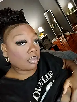 Snapshot of BiancaClarkson chatting on 12/04/25, 11:13 BiancaClarkson online show from 12/04/25, 11:13