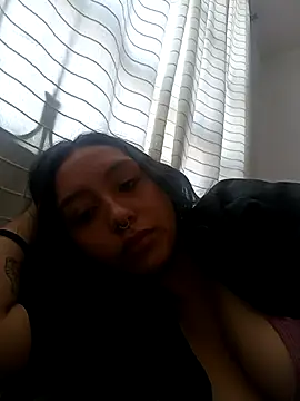 Snapshot of naughtygoddesss_ chatting on 12/01/25, 04:34 naughtygoddesss online show from 12/01/25, 04:34
