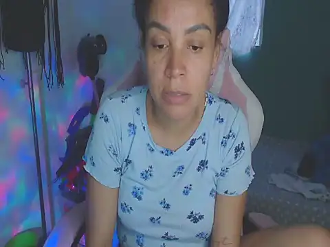 shayna cute online show from 07/19/26, 11:08
