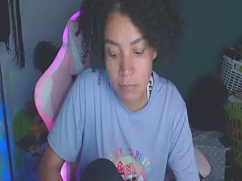 shayna cute online show from 08/07/26, 04:14