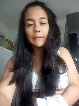 Snapshot of gigi097819 chatting on 11/03/25, 12:02 gigi097819 online show from 11/03/25, 12:02