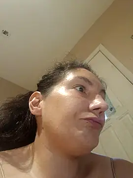 Snapshot of Angelbabyblows chatting on 11/02/25, 11:07 Angelbabyblows online show from 11/02/25, 11:07