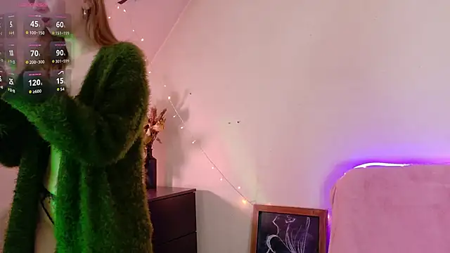 TinyMuse  online show from 12/02/25, 05:30