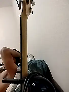 Snapshot of m8je chatting on 11/15/25, 05:38 m8je online show from 11/15/25, 05:38