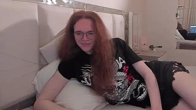 Snapshot of Mark_Glover chatting on 11/13/25, 10:25 Mark Glover online show from 11/13/25, 10:25