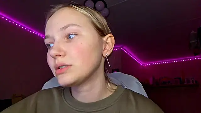 KarinRobertson online show from 02/08/26, 05:27