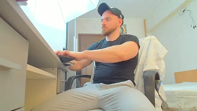 Ryanstone  online show from 04/01/26, 01:41