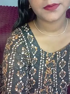 Snapshot of Neha533 chatting on 06/13/26, 05:44 Neha533 online show from 06/13/26, 05:44