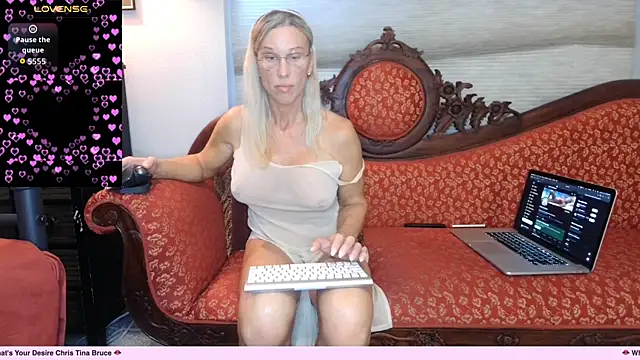 ChrisTinaBruce online show from 11/16/25, 02:00