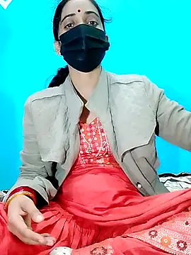 Snapshot of New_Married_Couple chatting on 11/03/25, 03:02 New Married Couple online show from 11/03/25, 03:02