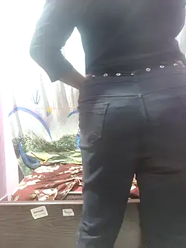 hyd couple7878 online show from 03/04/26, 12:00