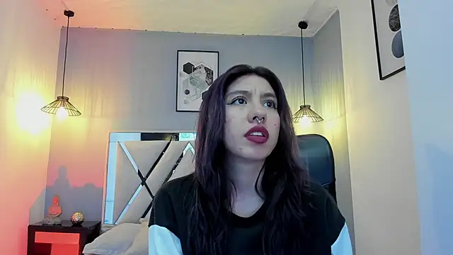 zoe-moreau online show from 02/19/26, 07:54