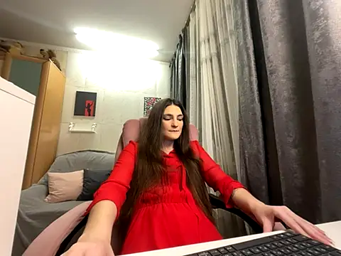 Snapshot of HelgaMun chatting on 11/12/25, 10:26 HelgaMun online show from 11/12/25, 10:26