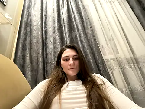 Snapshot of HelgaMun chatting on 11/13/25, 05:56 HelgaMun online show from 11/13/25, 05:56