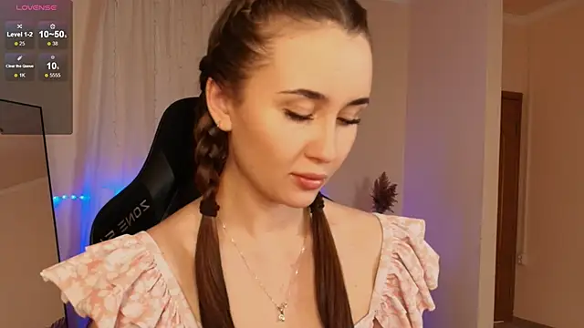  Melissa Evans  online show from 11/28/25, 05:21