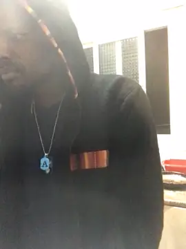 Snapshot of Angel23cm1 chatting on 11/28/25, 10:34 Angel23cm1 online show from 11/28/25, 10:34