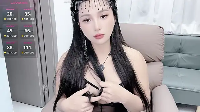 Snapshot of Janaya-88 chatting on 11/12/25, 03:29 Janaya-88 online show from 11/12/25, 03:29