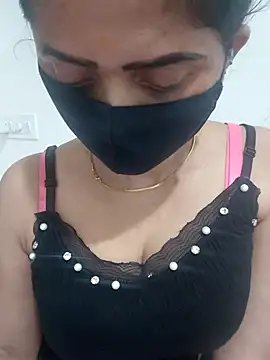 Aarti909090 online show from 07/04/26, 03:29