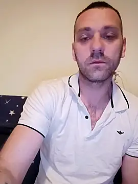 Snapshot of Baiat_Finut1 chatting on 11/10/25, 02:43 Baiat Finut1 online show from 11/10/25, 02:43