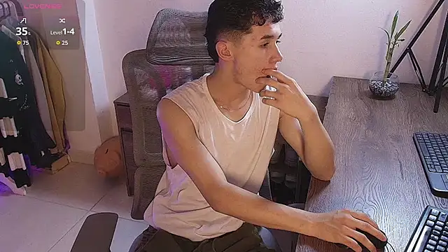 Eiden Blake online show from 02/09/26, 11:53